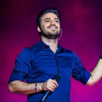 Babak Jahanbakhsh Dooset Daram (Live) Babak Jahanbakhsh Dooset Daram (Live)